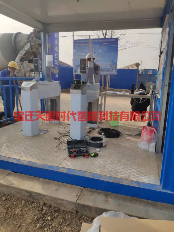 中国电建工地道闸监控安装案例